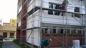 Zateplení, fasáda a oprava čel vč. zasklení lodžií BD Anenská 1292 Pardubice, rok realizace 2010